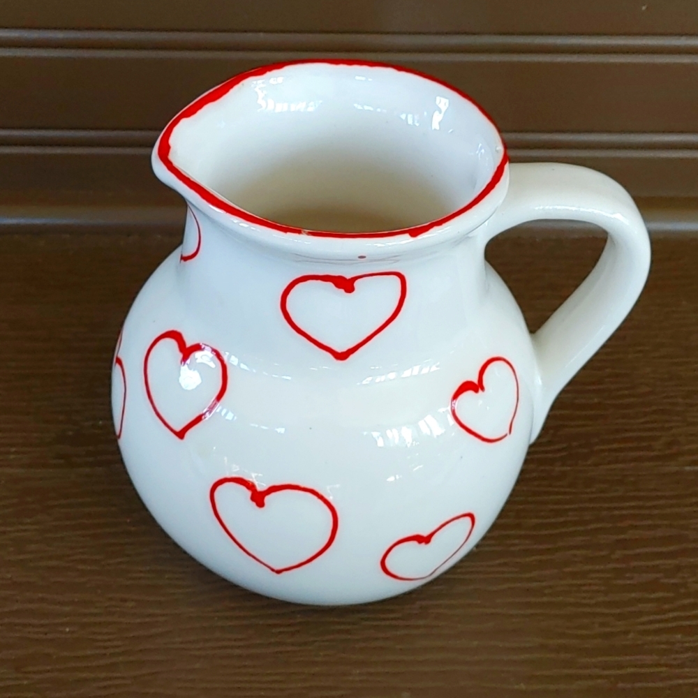 Ceramiche Virginia Heart Pitcher
